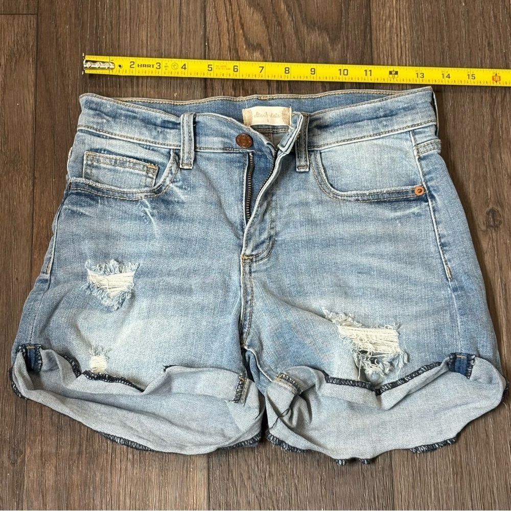 Altar’d State Distressed Denim Shorts Size Small | Raw Hem High Rise Casual - Picture 3 of 4
